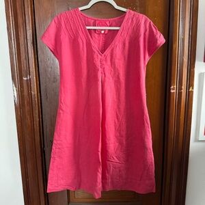 ZYGA pink dress with v-neck and button-up detail with pockets